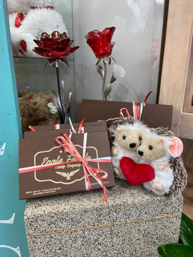 Florist «Up-Towne Flowers & Gift Shoppe», reviews and photos, 2145 W Dublin Granville Rd, Worthington, OH 43085, USA