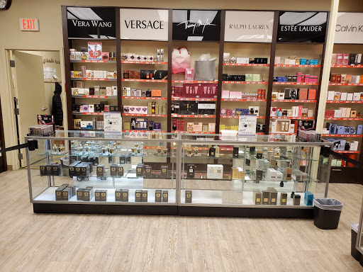 Shopping Mall «Charlotte Premium Outlets», reviews and photos, 5404 New Fashion Way, Charlotte, NC 28278, USA