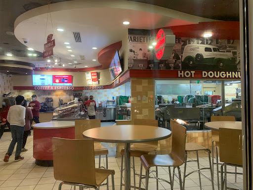 Bakery «Krispy Kreme Doughnuts», reviews and photos, 9870 Liberia Ave, Manassas, VA 20110, USA