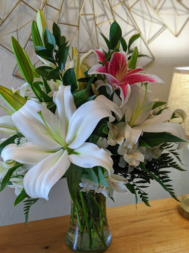 Florist «Fort Myers Flower House», reviews and photos, 3441 Fowler St, Fort Myers, FL 33901, USA