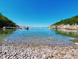 Fotografie cu Senj beach și așezarea