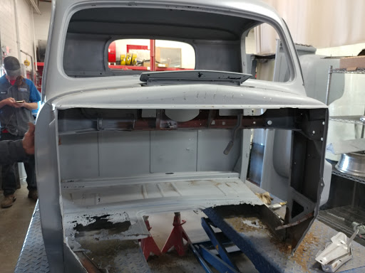 Auto Body Shop «CARSTAR Friendly of Roselle», reviews and photos, 333 E Irving Park Rd, Roselle, IL 60172, USA