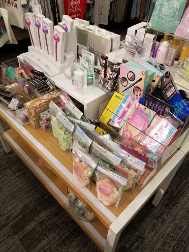 Department Store «Target», reviews and photos, 41 Robert Dr, South Easton, MA 02375, USA