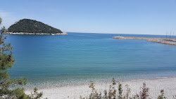 Foto de Topcam Beach com uma linha costeira espaçosa
