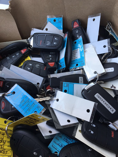 Locksmith «Unlock Me And Services», reviews and photos, 4601 W Gray St #307a, Tampa, FL 33609, USA