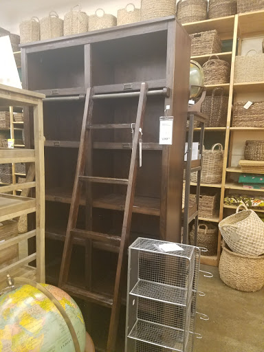 Furniture Store «Cost Plus World Market», reviews and photos, 1725 Maple Ave, Evanston, IL 60201, USA