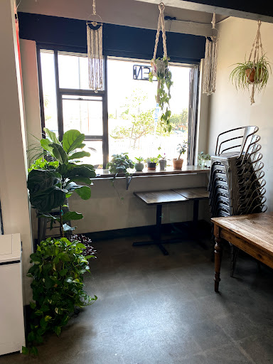 Donut Shop «Sweet Retreat Donuts», reviews and photos, 924 Pacific Coast Hwy, Long Beach, CA 90806, USA