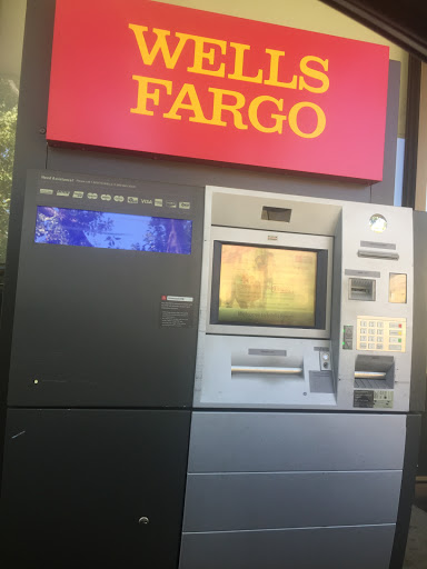 Bank «Wells Fargo Bank», reviews and photos