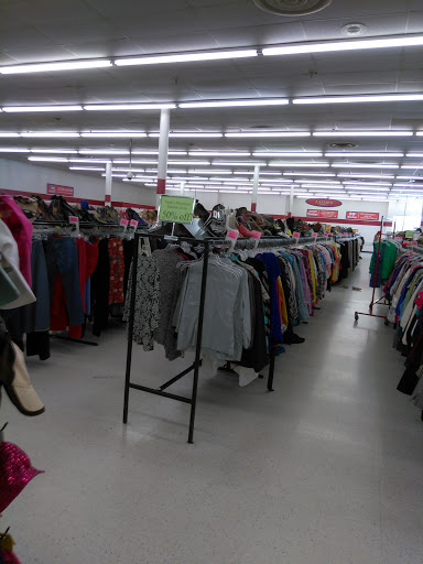 Shopping Mall «Sun Valley Mall», reviews and photos, 812 N 13th St, Harlingen, TX 78550, USA