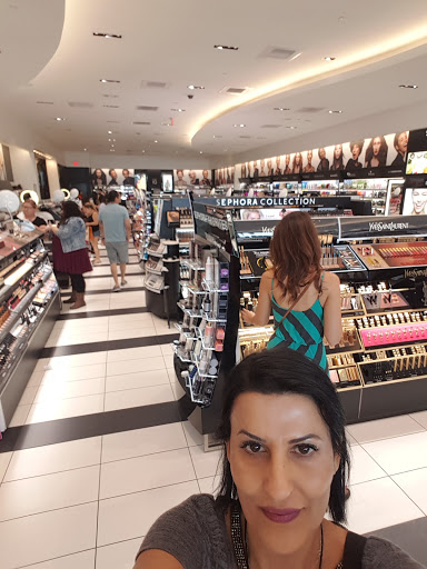 Shopping Mall «Broadway Plaza», reviews and photos, 1275 Broadway Plaza, Walnut Creek, CA 94596, USA