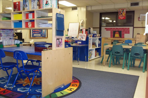 Day Care Center «West Linn KinderCare», reviews and photos, 3020 Lazy River Dr, West Linn, OR 97068, USA