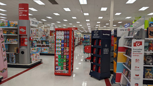 Department Store «Target», reviews and photos, 18855 N Market Pl Dr, Aurora, OH 44202, USA