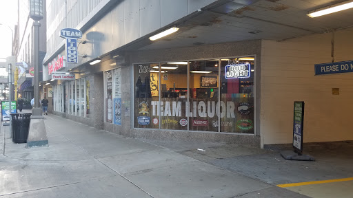 Liquor Store «Team Liquor», reviews and photos, 19 S 7th St, Minneapolis, MN 55402, USA