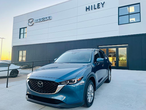 Mazda Dealer «Hiley Mazda of Arlington», reviews and photos, 1400 Tech Centre Pkwy, Arlington, TX 76014, USA