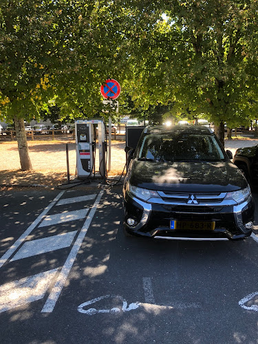 Borne de recharge de véhicules électriques MObiVE Station de recharge Argentat-sur-Dordogne