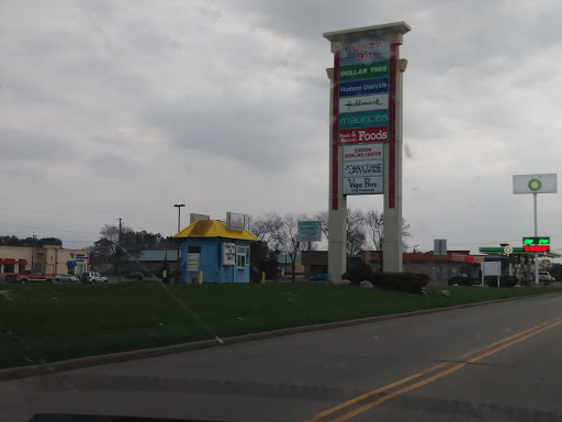 Shopping Mall «Plaza 94 Shopping Center», reviews and photos, 1801 Ward Ave, Hudson, WI 54016, USA