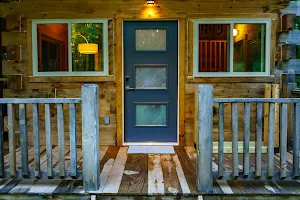 Driftless Creek Cabins and Retreat Center image