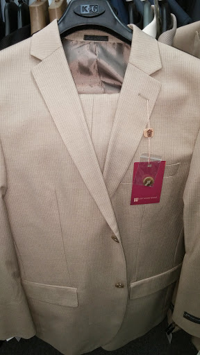 Clothing Store «K&G Fashion Superstore», reviews and photos, 7201 Roosevelt Blvd, Philadelphia, PA 19149, USA