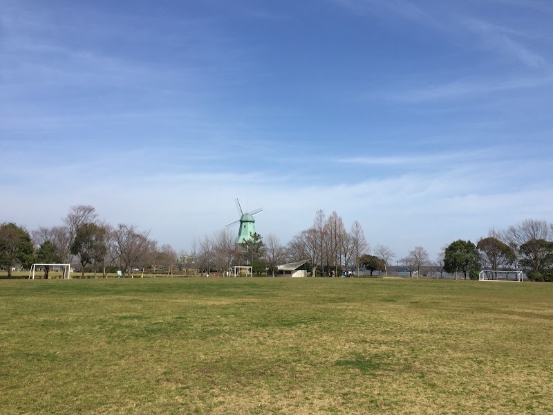 お祭り広場（サッカー場）