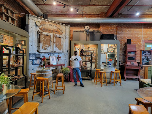 Winery «Stone Cliff Winery», reviews and photos, 600 Star Brewery Drive, Dubuque, IA 52001, USA