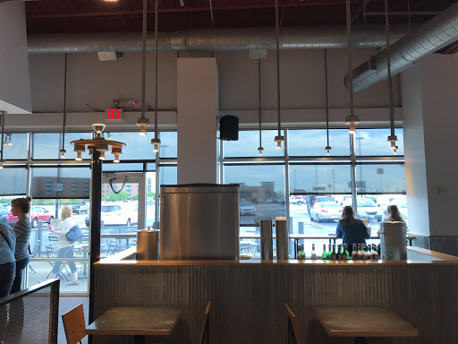 Mexican Restaurant «Chipotle Mexican Grill», reviews and photos, 9540 Mason Montgomery Rd, Mason, OH 45040, USA