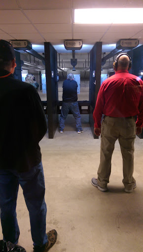 Gun Shop «Huron Valley Guns», reviews and photos, 143 S Milford Rd, Milford, MI 48381, USA