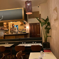 Atmosphère du Restaurant Café Lux à Paris - n°2