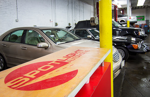 Auto Repair Shop «Spotlight Automotive», reviews and photos, 1474 W Hubbard St, Chicago, IL 60642, USA