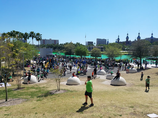 Park «Curtis Hixon Waterfront Park», reviews and photos, 600 N Ashley Dr, Tampa, FL 33602, USA