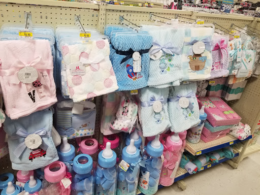 Discount Store «Roses», reviews and photos, 501 Adams Ave, Philadelphia, PA 19120, USA