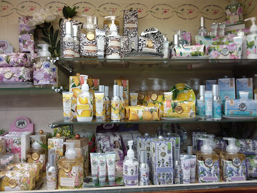 Furniture Store «Country Colonial Shop», reviews and photos, 480 College Hwy, Southwick, MA 01077, USA