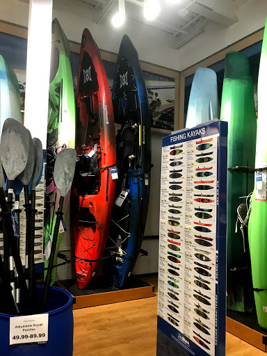 Marine Supply Store «West Marine», reviews and photos, 41286 US Hwy 19 N, Tarpon Springs, FL 34689, USA