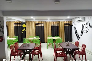 Mehfil Food Plaza & Family Restaurant image