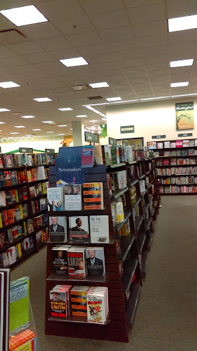 Book Store «Barnes & Noble», reviews and photos, 6050 El Cerrito Plaza, El Cerrito, CA 94530, USA