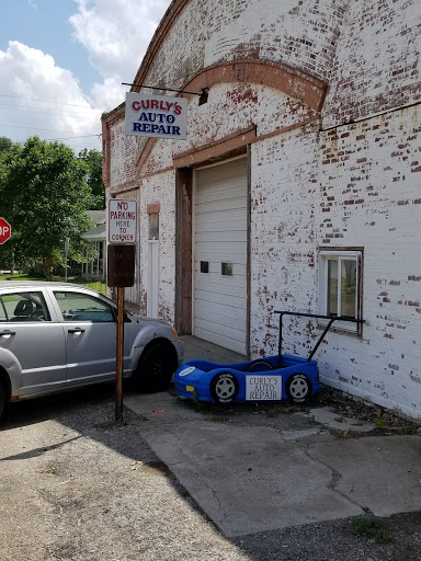 Curlies Auto Repair in Astoria, Illinois