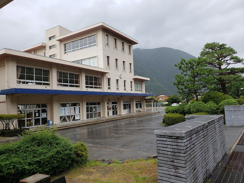 飛騨市立神岡中学校