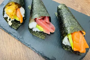 Yenku Sushi image