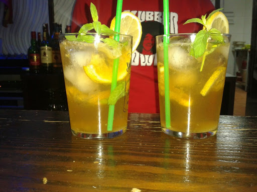 Información y opiniones sobre Regateria Cañas Y Copas de Alcaraz