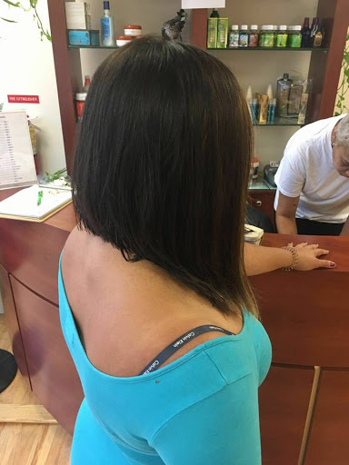 Beauty Salon «J J Dominican Beauty Salon», reviews and photos, 423 Eastern Blvd, Essex, MD 21221, USA