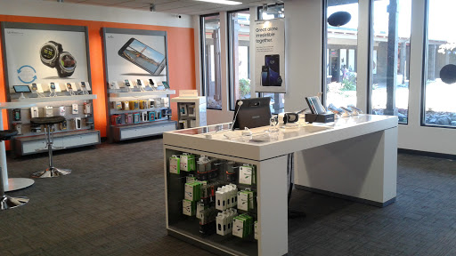 Cell Phone Store «AT&T Authorized Retailer», reviews and photos, 600 F St #6, Arcata, CA 95521, USA