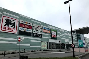 Walfer Shopping Center image