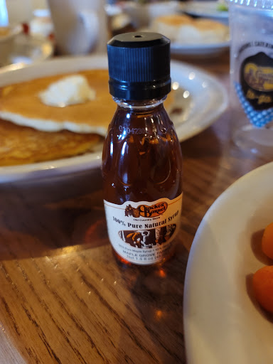 American Restaurant «Cracker Barrel Old Country Store», reviews and photos, 8225 N Church Rd, Kansas City, MO 64158, USA