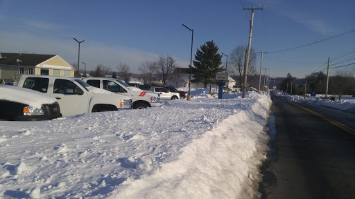 Used Truck Dealer «Front Line Motors», reviews and photos, 719 Rothsville Rd, Lititz, PA 17543, USA