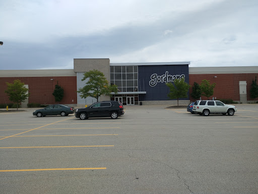 Discount Store «Gordmans - Store Closing Soon», reviews and photos, 701 N Milwaukee Ave, Vernon Hills, IL 60061, USA