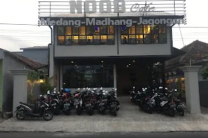 Noob Cafe image