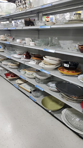 Thrift Store «Village Thrift», reviews and photos, 7533 S Crescent Blvd, Pennsauken Township, NJ 08109, USA