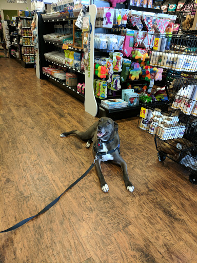 Pet Supply Store «EarthWise Pet Supply», reviews and photos, 7316 Yankee Rd, Liberty Township, OH 45044, USA
