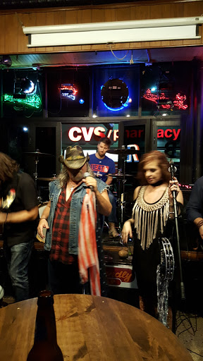 Live Music Venue «Friendly Tap», reviews and photos, 6731 W Roosevelt Rd, Berwyn, IL 60402, USA