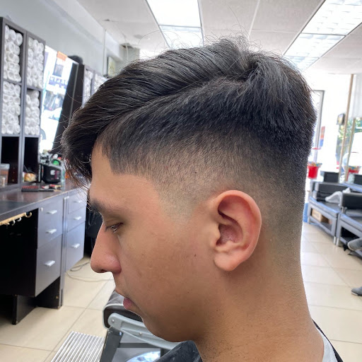 Barber Shop «Bay Ridge Barber Shop», reviews and photos, 6908 3rd Ave, Brooklyn, NY 11209, USA