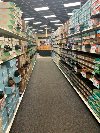 Shoe Store «Shoe Carnival», reviews and photos, 2633 Lakewood Village Dr, North Little Rock, AR 72116, USA